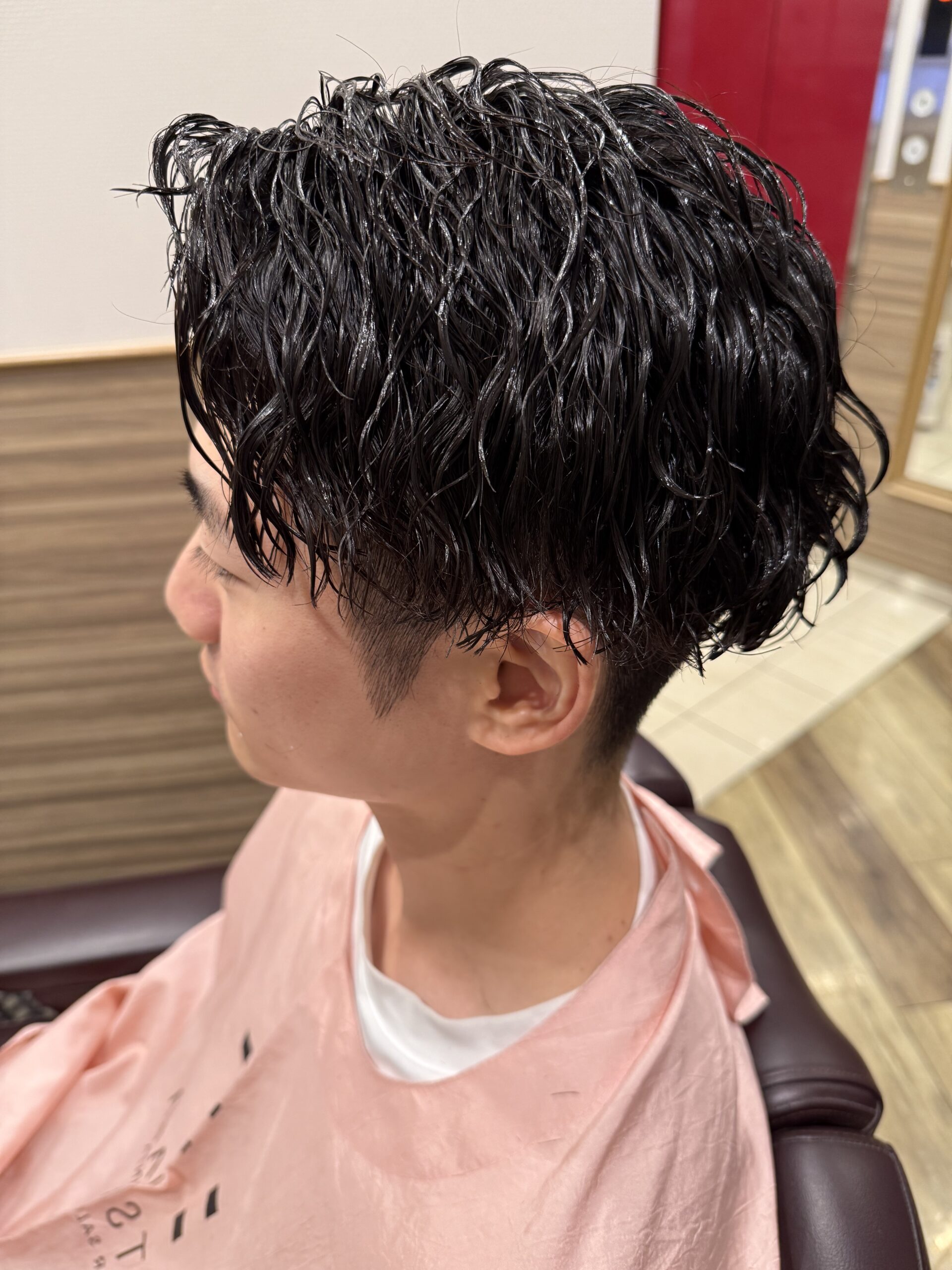 ツイストスパイラルパーマセンターパート