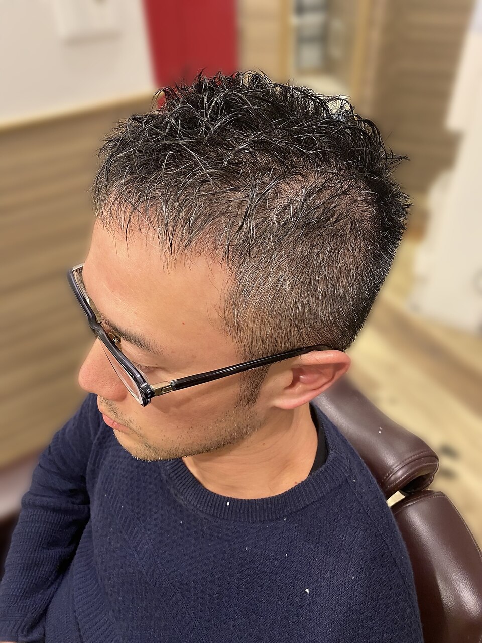 爽やか好印象短髪ビジネスカジュアル