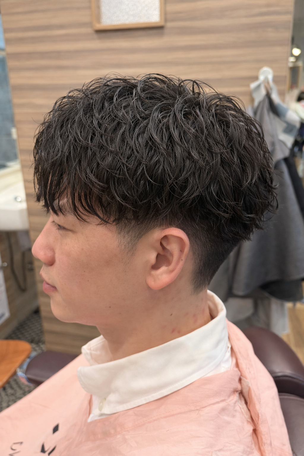 ツイストスパイラルマッシュツーブロック刈り上げ